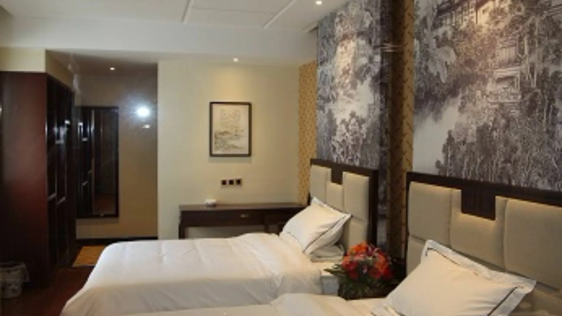 Suzhou Romantic Cabin Panmen China