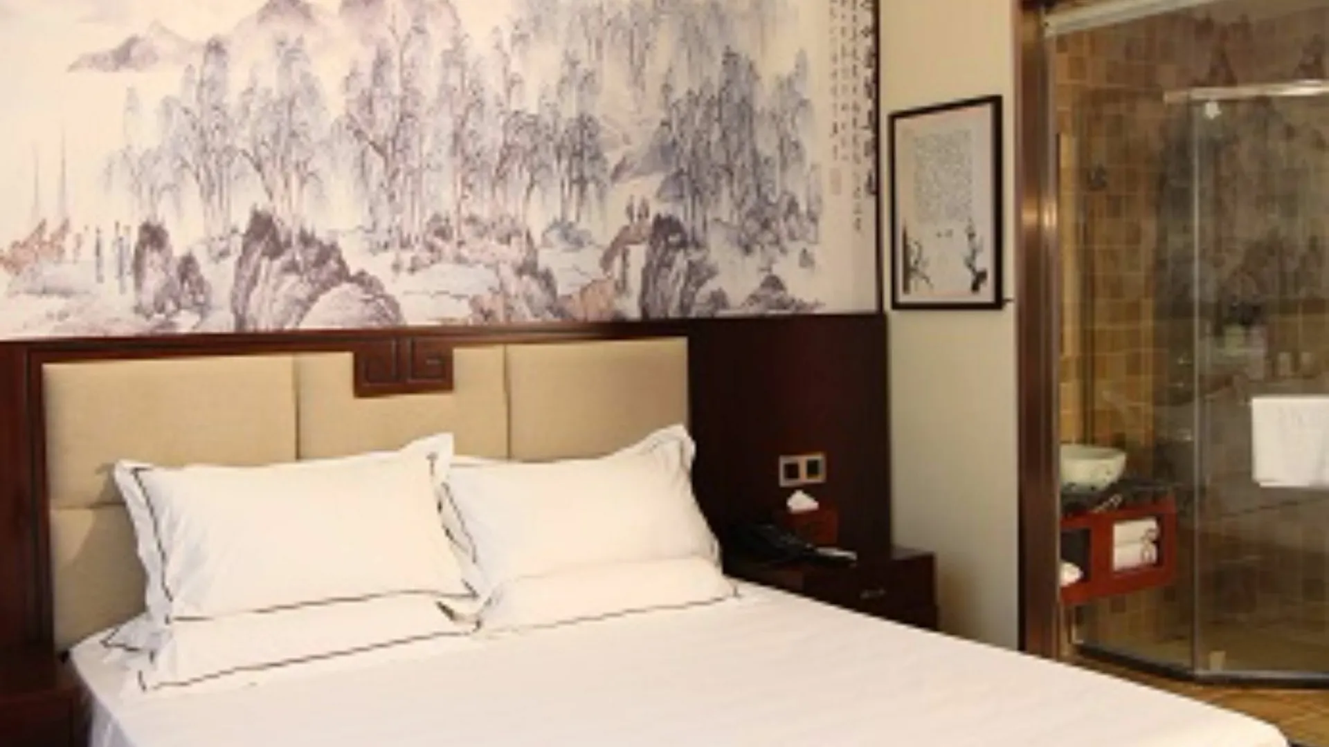 Suzhou Romantic Cabin Panmen 3*, סוג'ואו סין