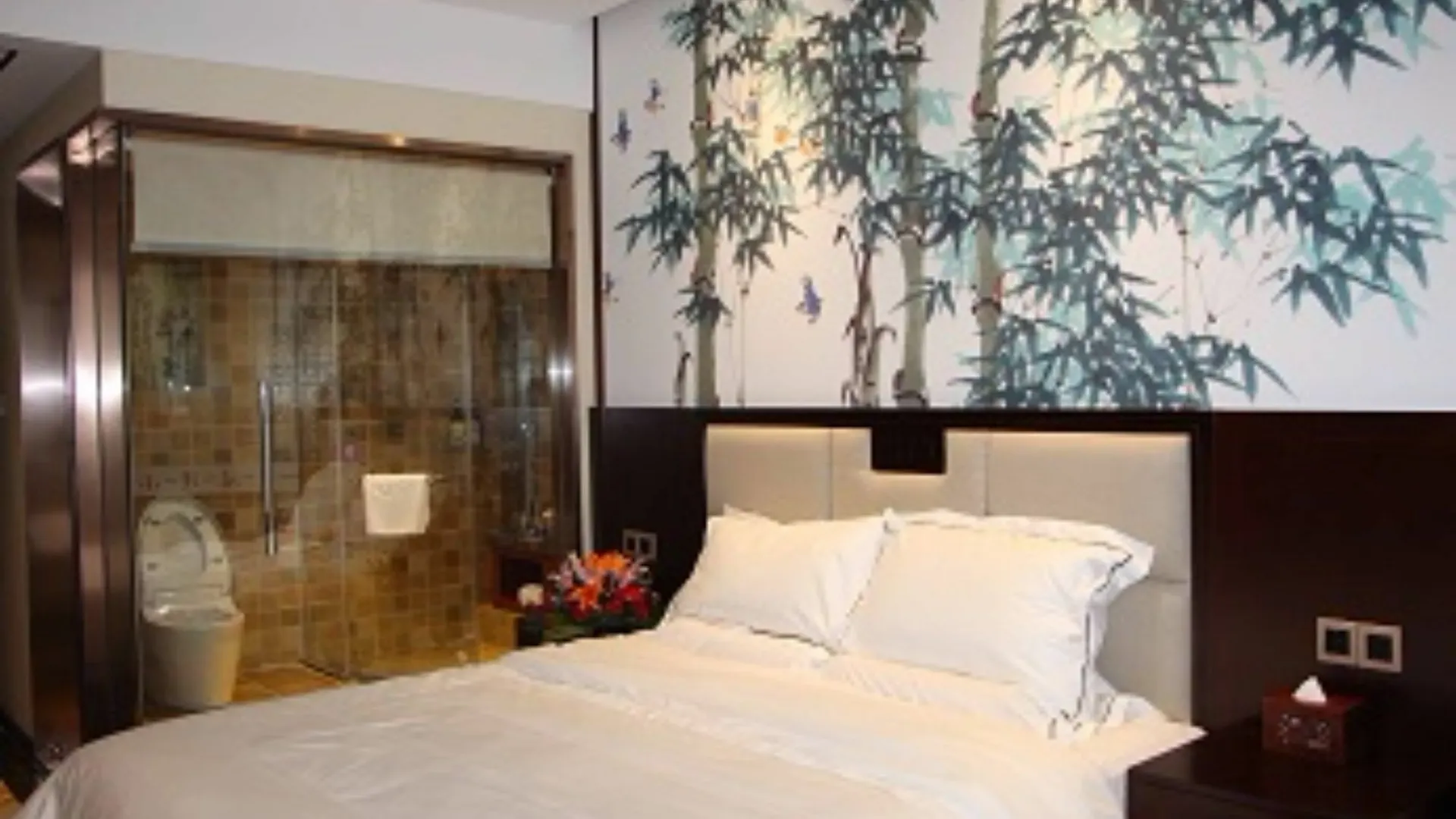 Suzhou Romantic Cabin Panmen
